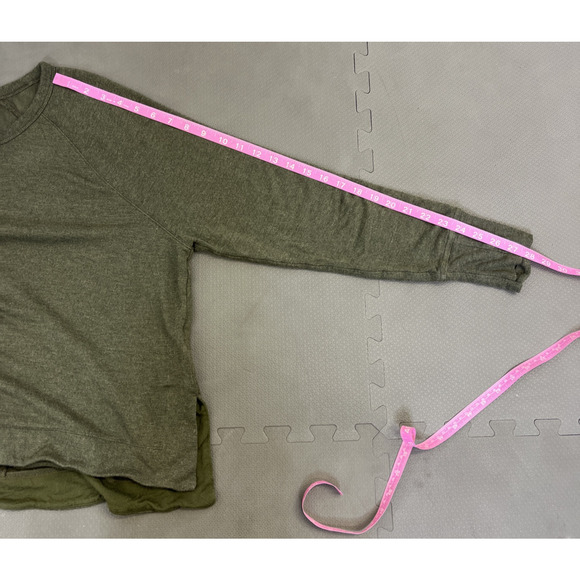 Athleta Shirt Women’s Size Lg Dark Green Long Sleeve Athleisure Top Super Soft - Picture 9 of 12